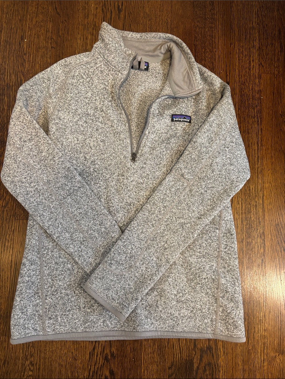 Patagonia women’s  Half-Zip Sweater - Light Heather Gray